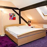 Grand Central Apartment